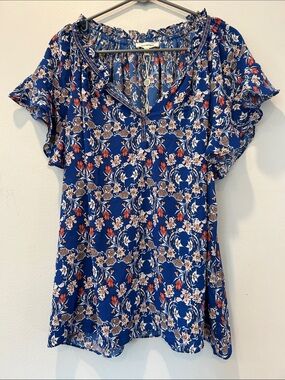 Max Studio Blue Floral V-Neck Flutter Sleeve Top